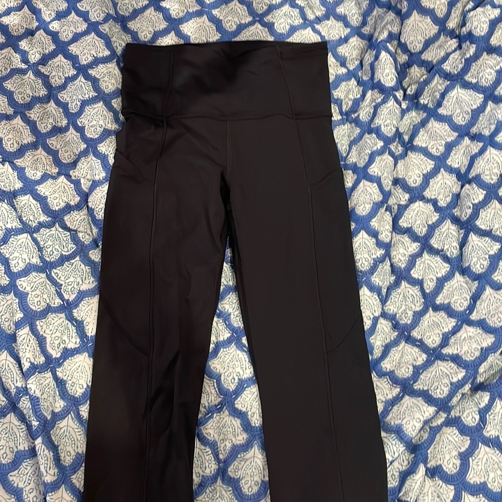 Lululemon black leggings